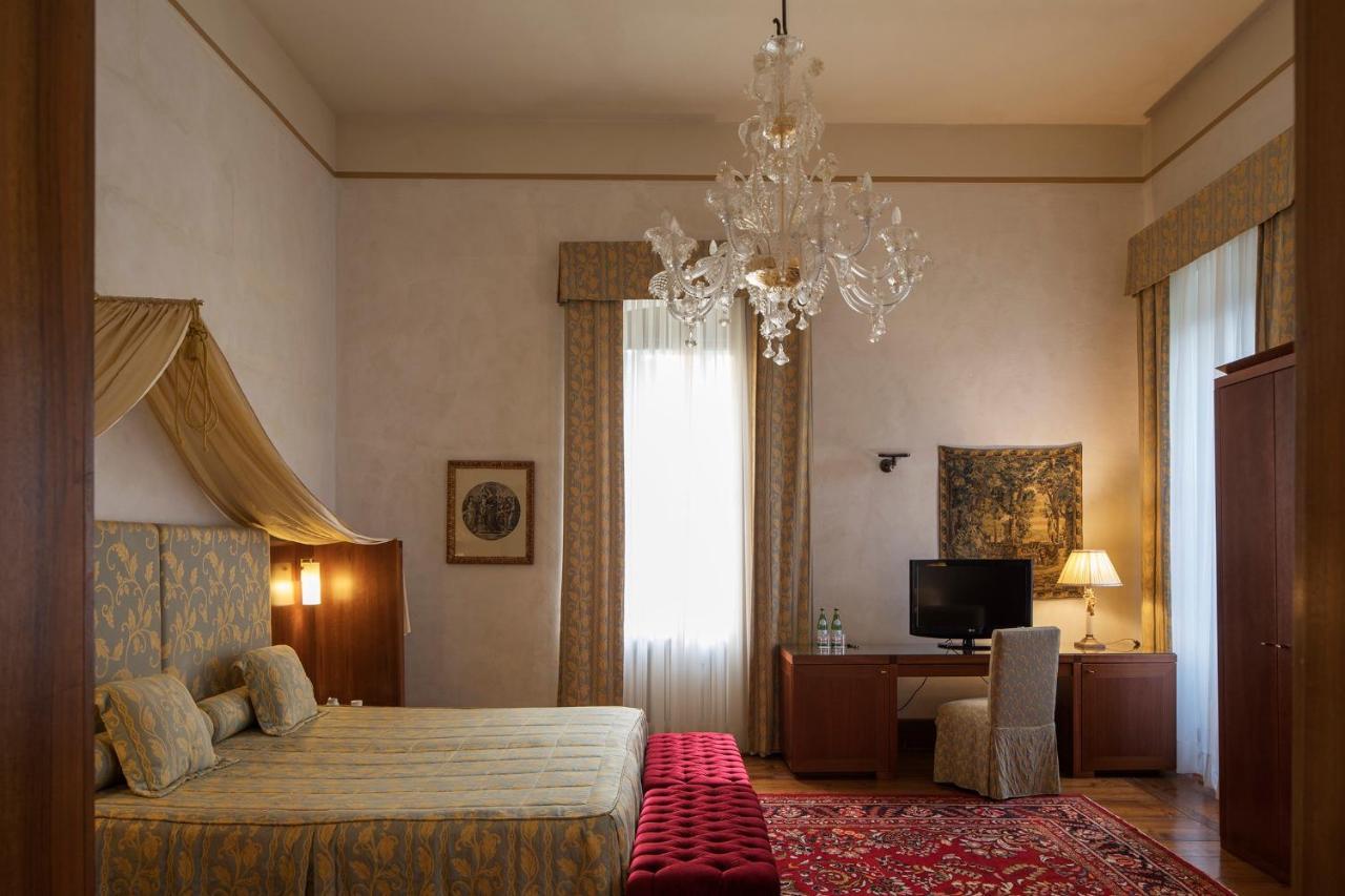 Hotel Villa Giona 산피에트로인카리아노 외부 사진