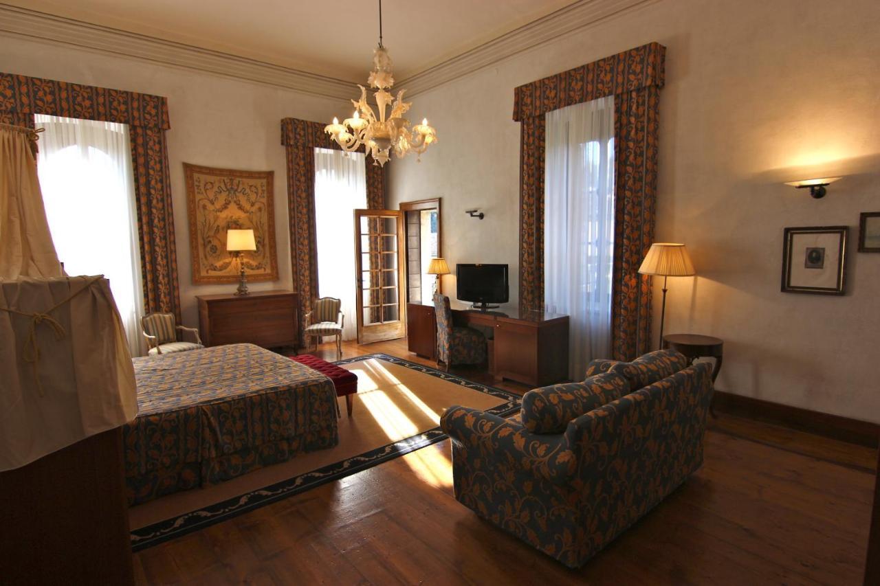 Hotel Villa Giona 산피에트로인카리아노 외부 사진